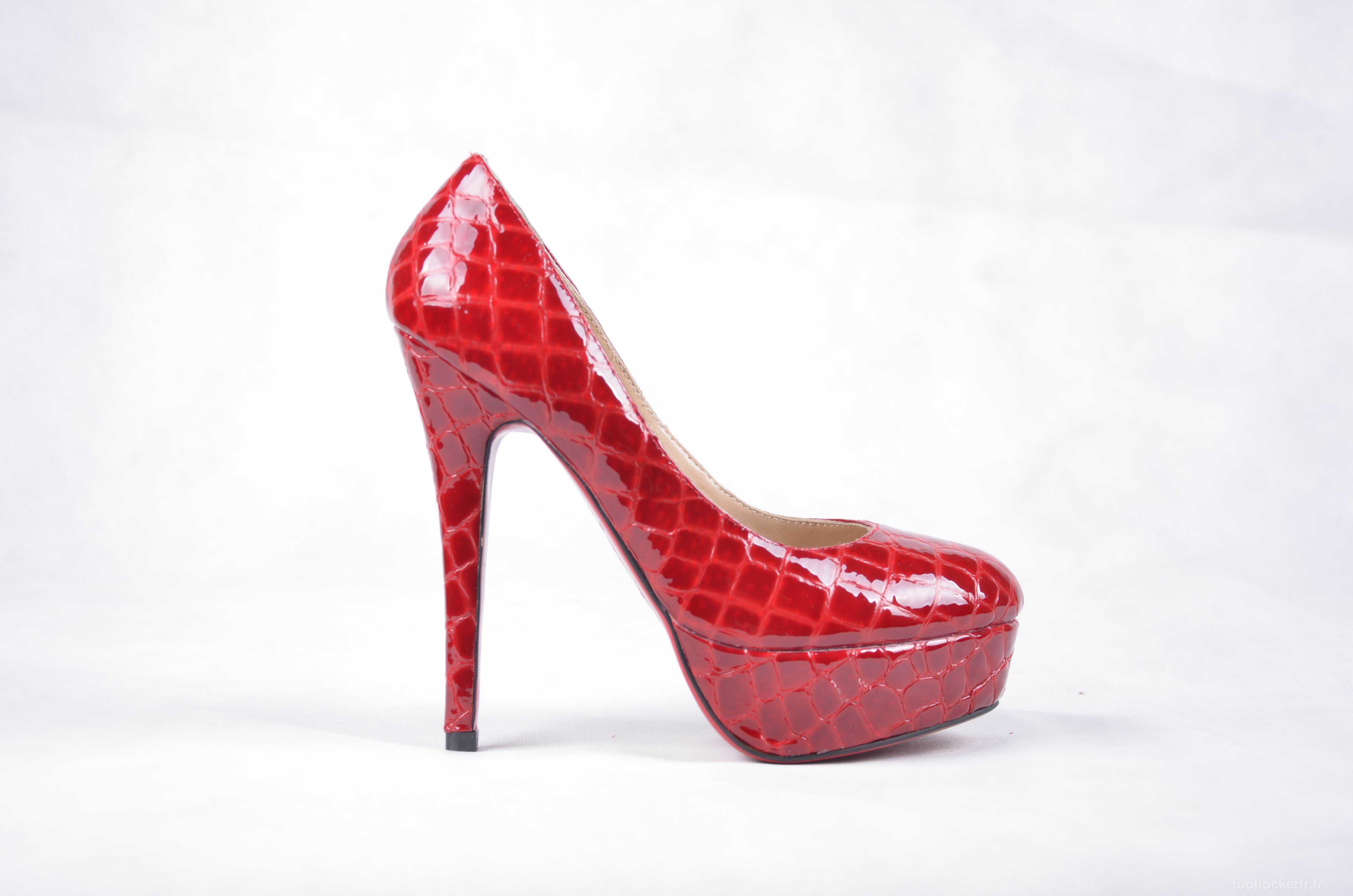 Christian Louboutin Escarpin Retro Enstock Christian Louboutin France